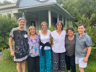 r.-Laurel-Parnell-with-facilitators-at-a-training-at-the-Omega-Institute-in-Rhinebeck-NY-2022